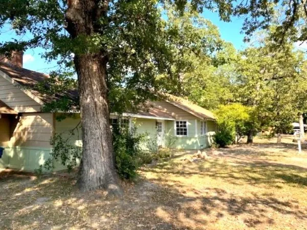 $139,500 | 100 Thunderbird Drive, Athens, TX 75751