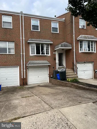 $2,500 | 3584 Dows Road, Philadelphia, PA 19154