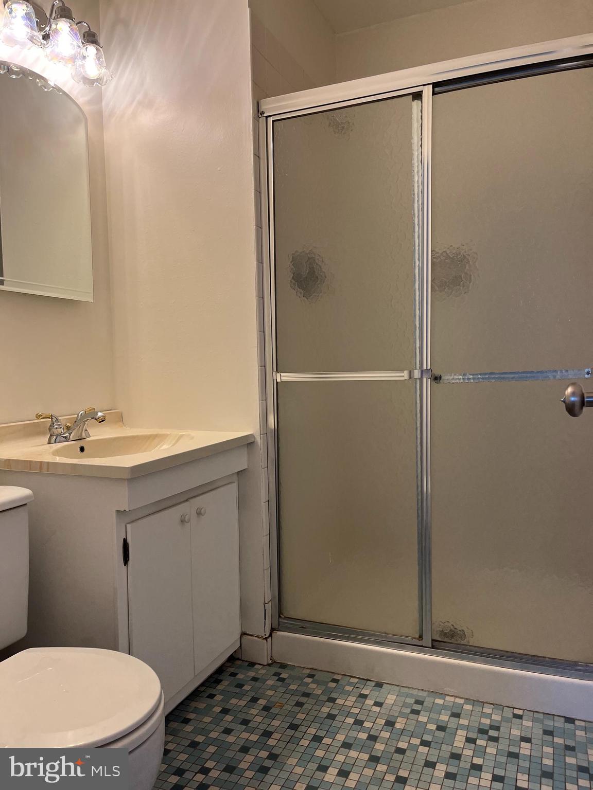 3584 Dows Road Philadelphia, PA 19154 - Photo 14 of 49 Primary Bathroom