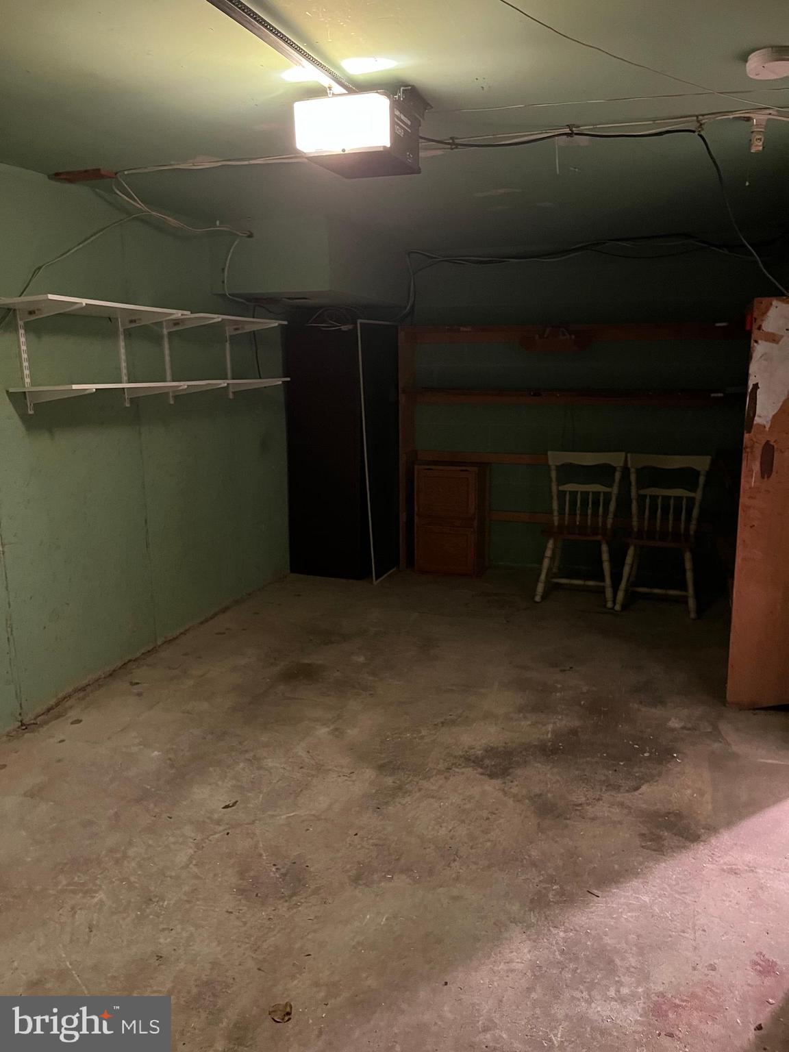 3584 Dows Road Philadelphia, PA 19154 - Photo 29 of 49 Garage With Electric opener