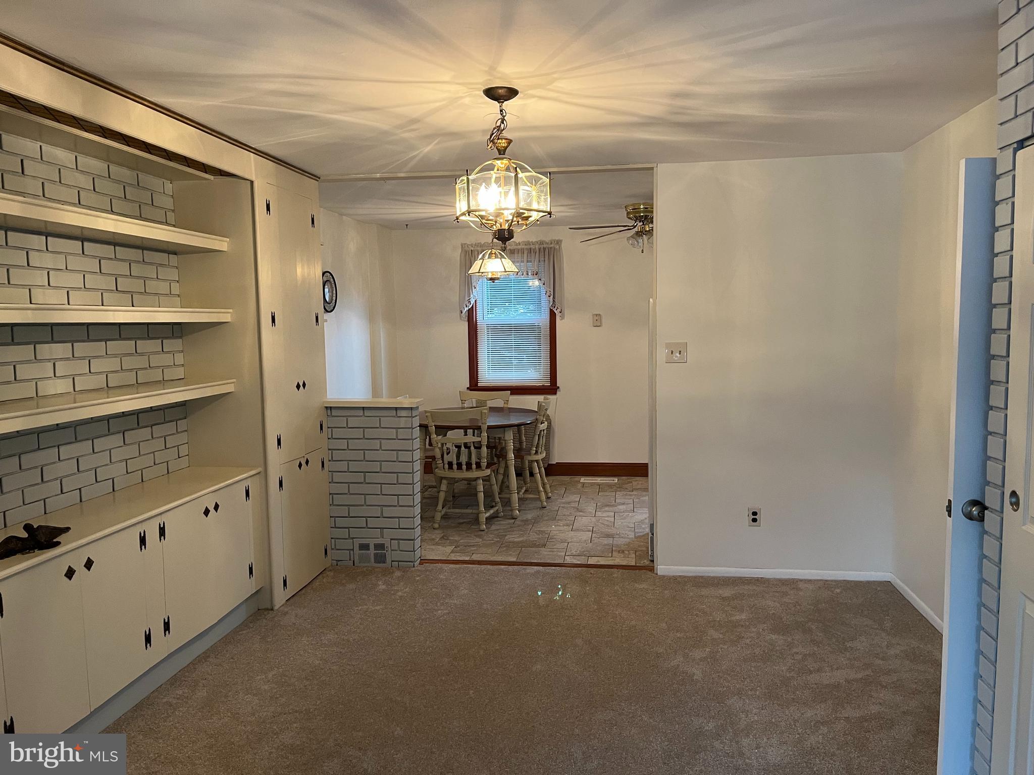 3584 Dows Road Philadelphia, PA 19154 - Photo 39 of 49 Dining Room