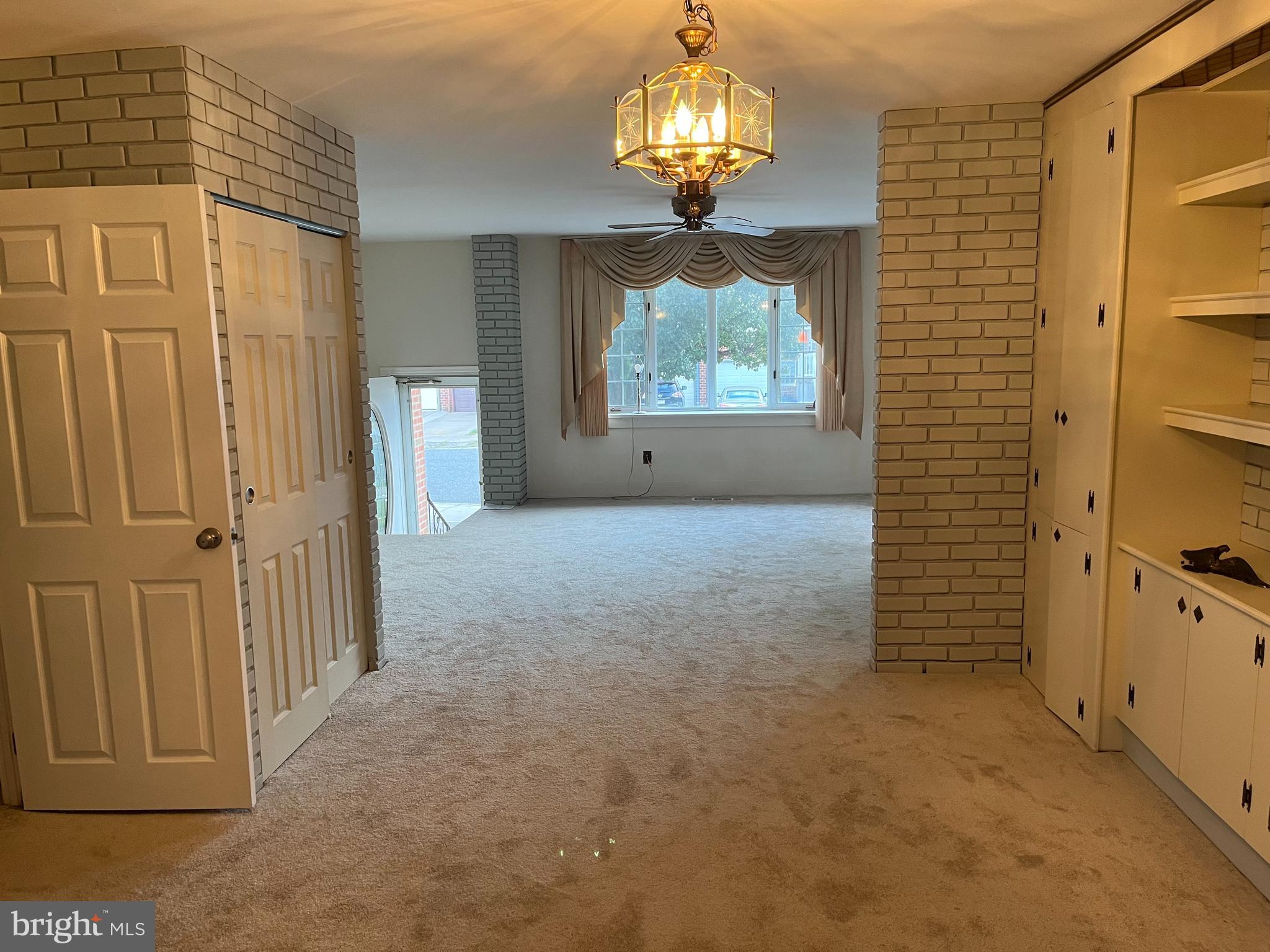 3584 Dows Road Philadelphia, PA 19154 - Photo 43 of 49 Dining Room
