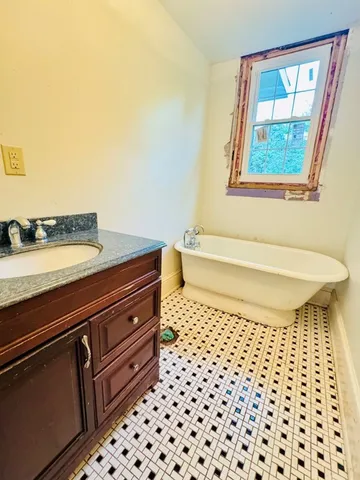 $179,000 | 704 North Street, Greenwood, SC 29649