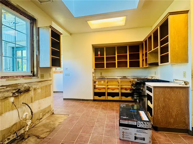 $179,000 | 704 North Street, Greenwood, SC 29649