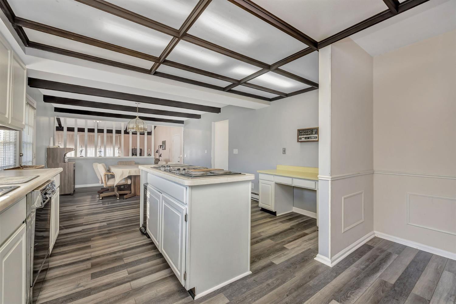 2015 Hamilton New London Road Hamilton, OH 45013 - Photo 7 of 39 Gallery Image 7