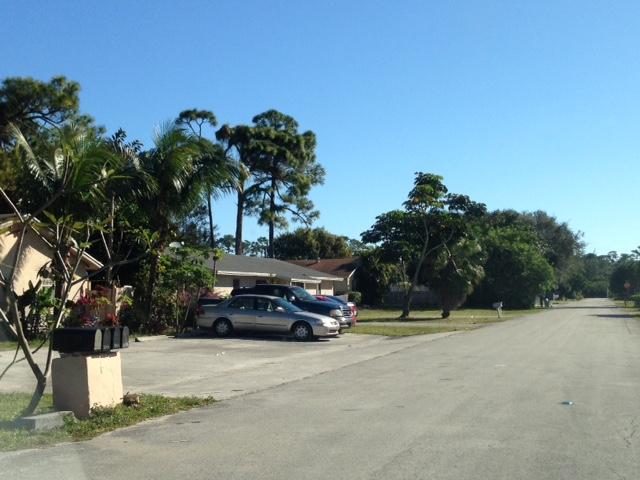 5717 Mango Road West Palm Beach, FL 33413 - Photo 13 of 28 IMG_7708