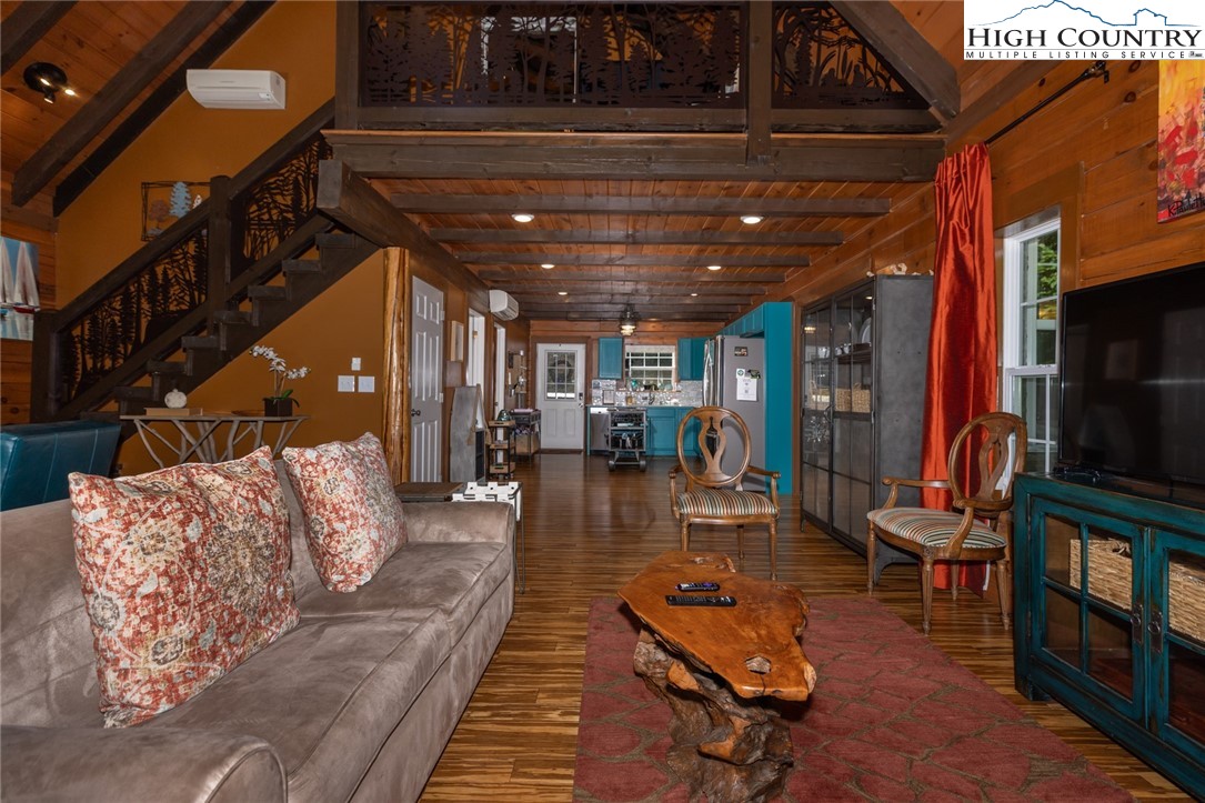 683 Hawk Ridge Road Deep Gap, NC 28618 - Photo 15 of 46