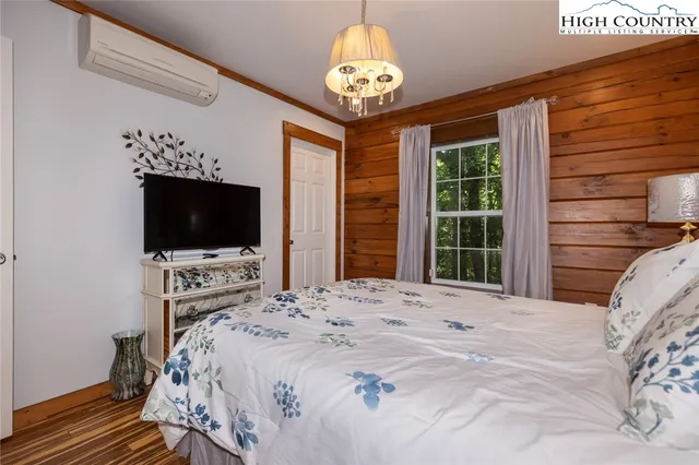 $650,000 | 683 Hawk Ridge Road, Deep Gap, NC 28618