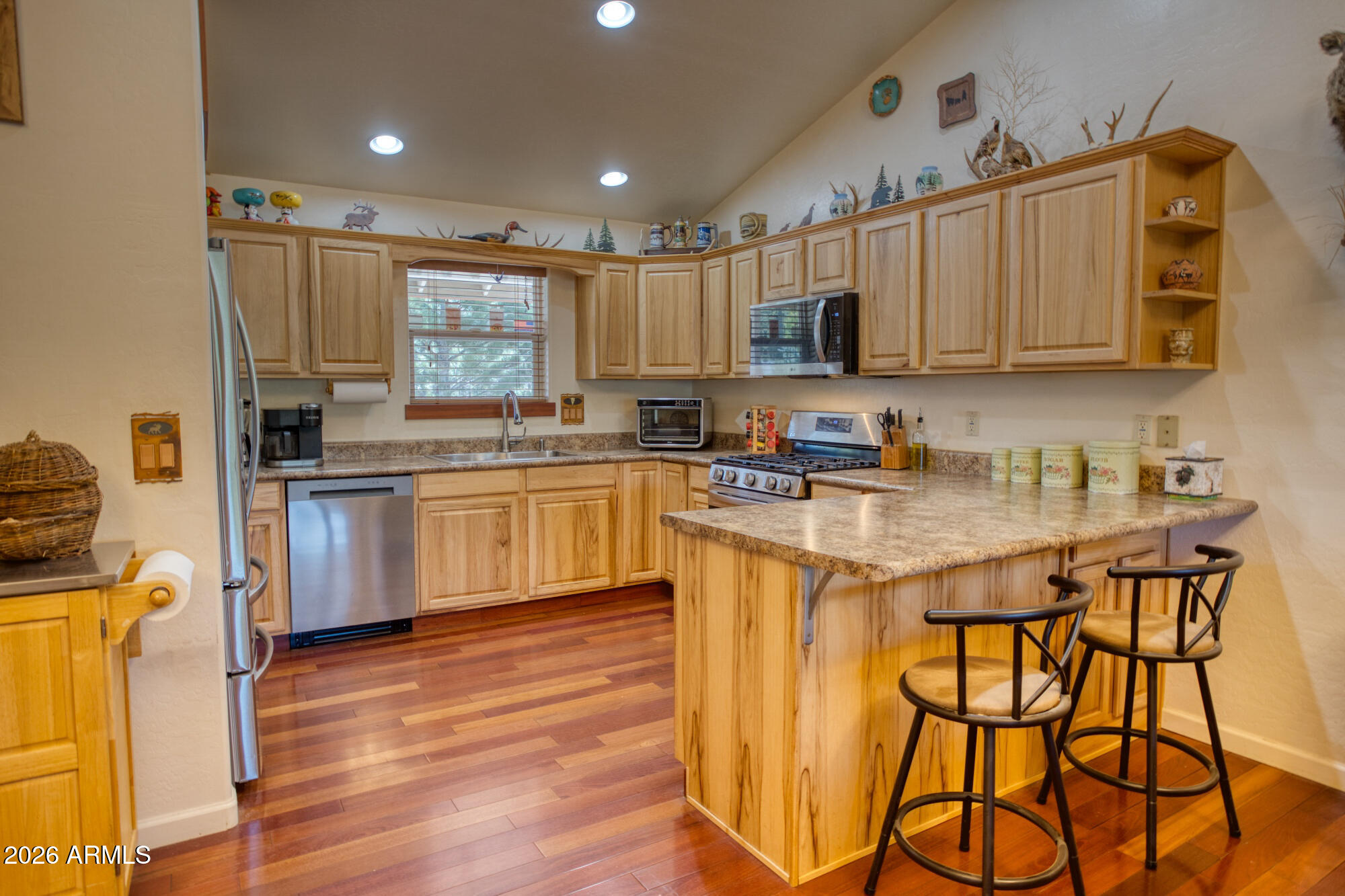 507 North Skylane Road Pinetop, AZ 85935 - Photo 6 of 52 Kitchen