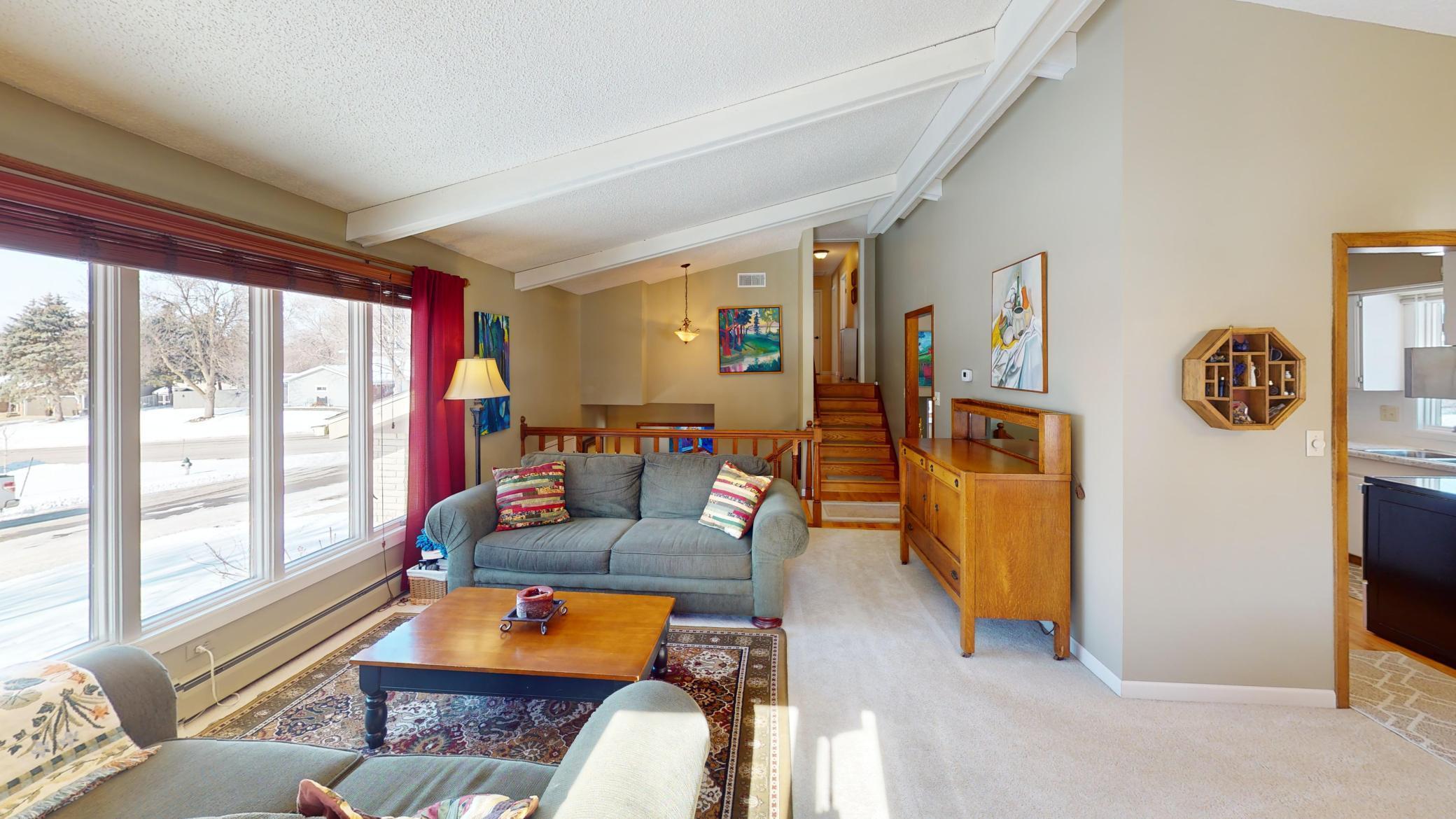 319 Garden Road Albert Lea, MN 56007 - Photo 4 of 31