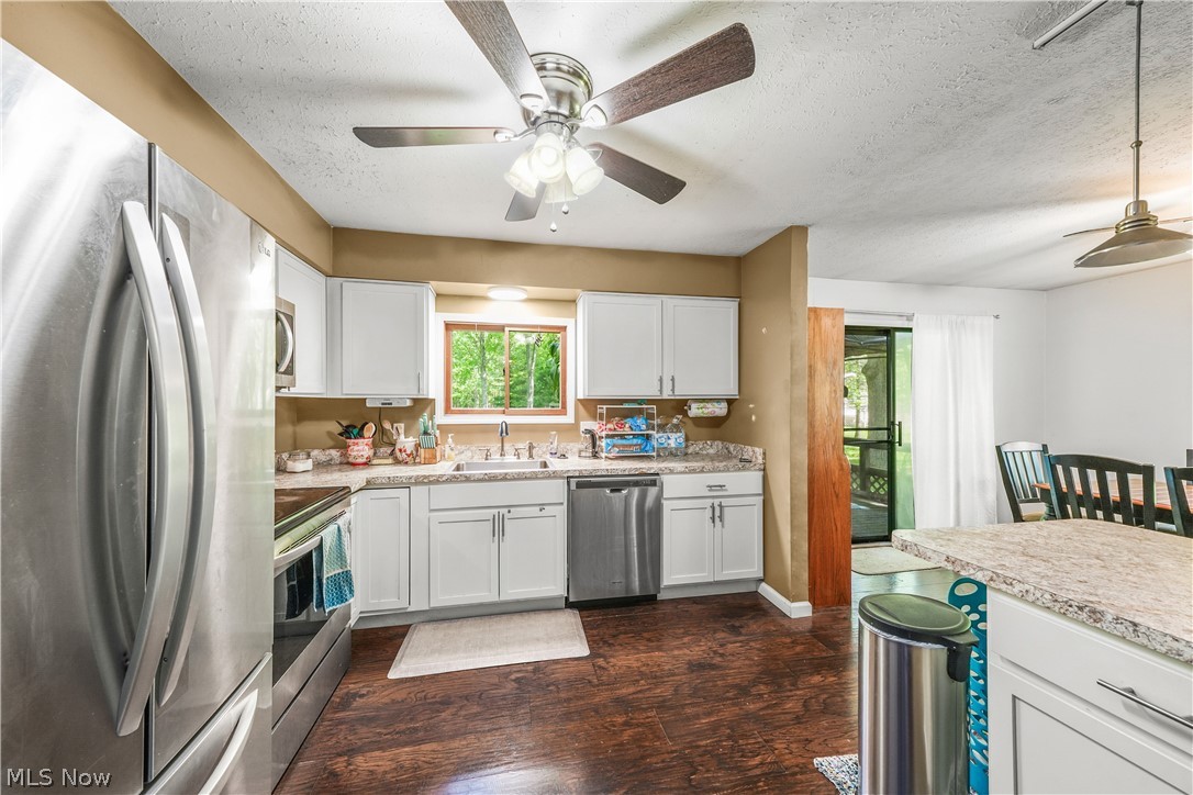 5305 Beechwood Road Ravenna, OH 44266 - Photo 7 of 48