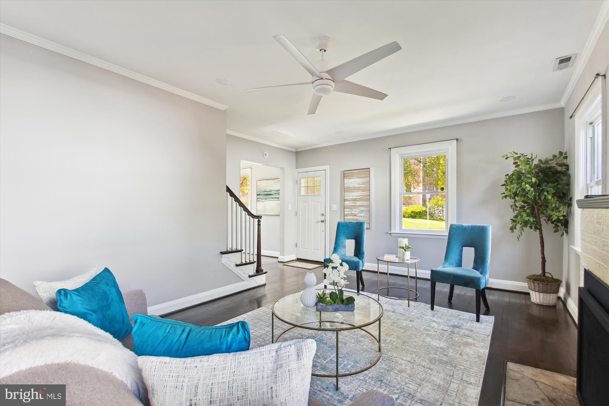 9 Cedarwood Road Baltimore, MD 21228 - Photo 4 of 48 Gallery Image 4