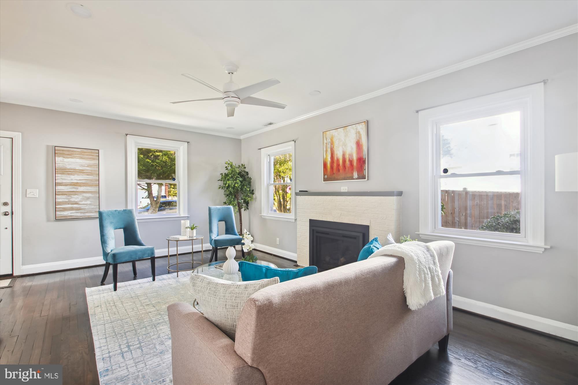 9 Cedarwood Road Baltimore, MD 21228 - Photo 5 of 48 Gallery Image 5