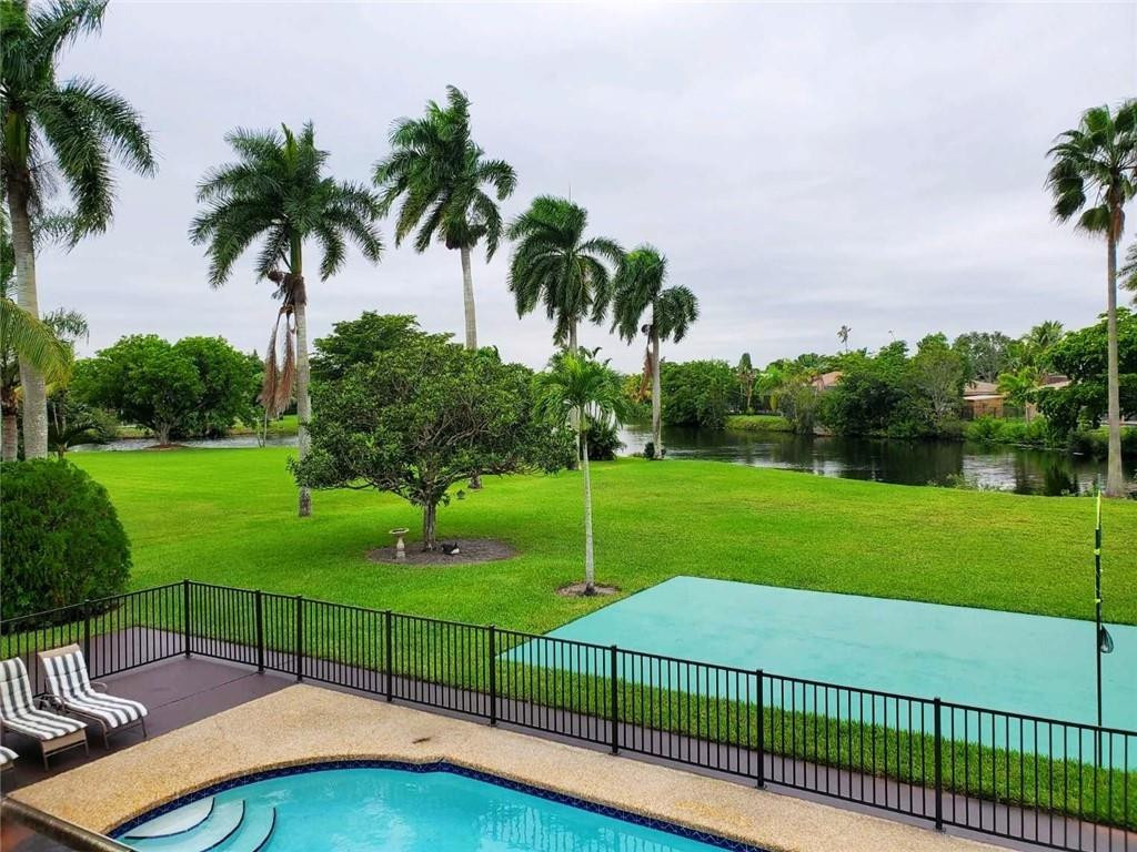 780 Ranch Road Weston, FL 33326 - Photo 4 of 35 Photo 4