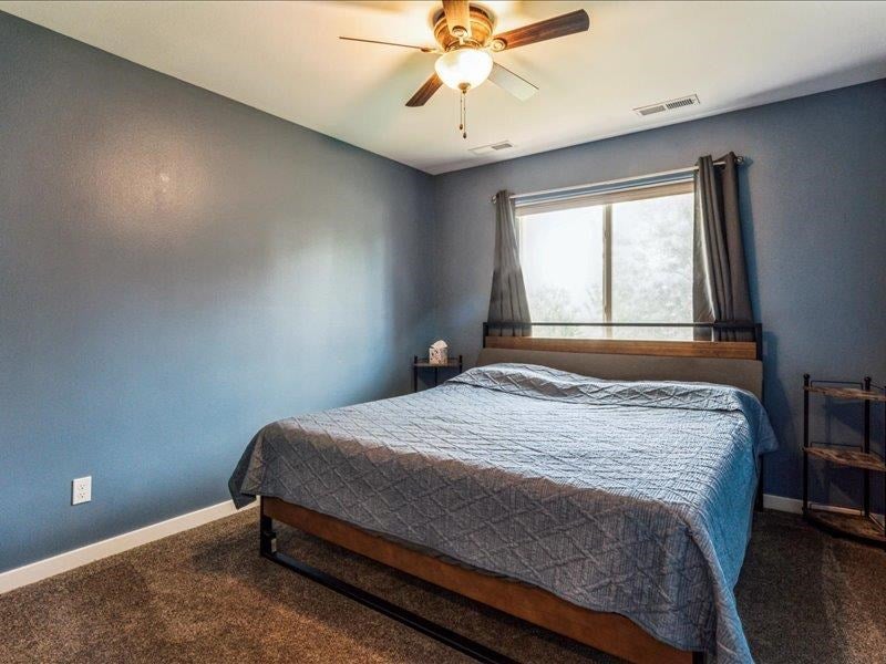 2207 Shady Grove Road Southwest Cedar Rapids, IA 52404 - Photo 14 of 32 Gallery Image 14