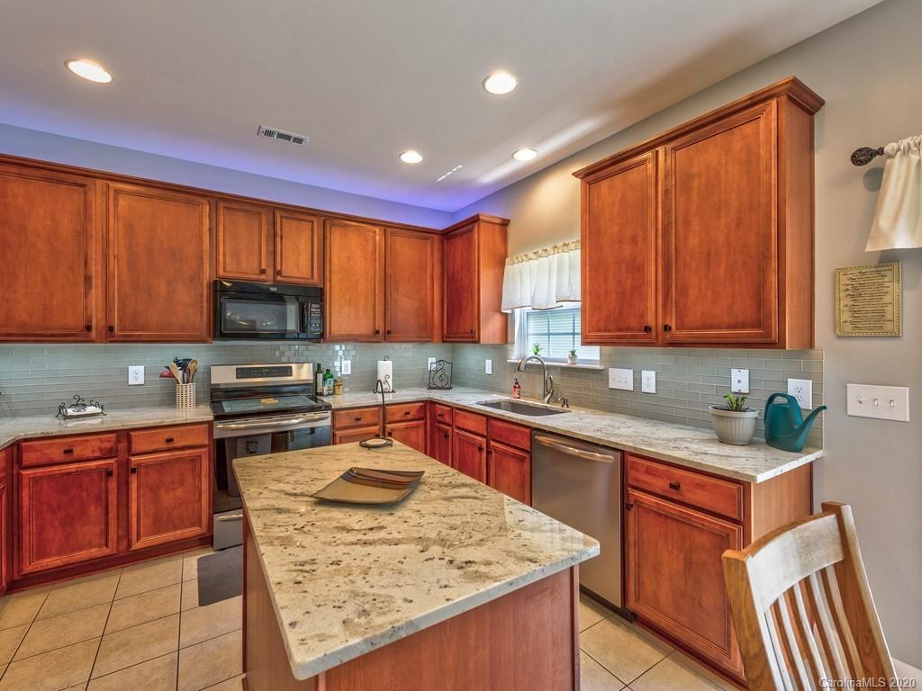 3013 Streamlet Way Monroe, NC 28110 - Photo 16 of 39 Gallery Image 16