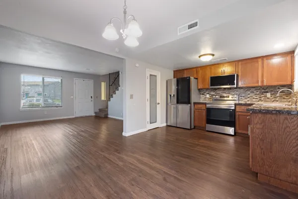 $235,000 | 1664 West N Bear Creek Drive, Merced, CA 95348