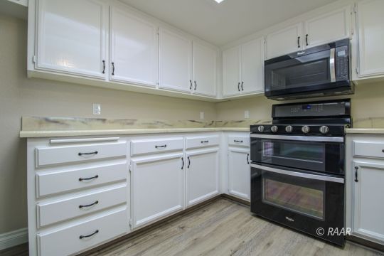 241 South Gateway Boulevard Ridgecrest, CA 93555 - Photo 11 of 34 Gallery Image 11