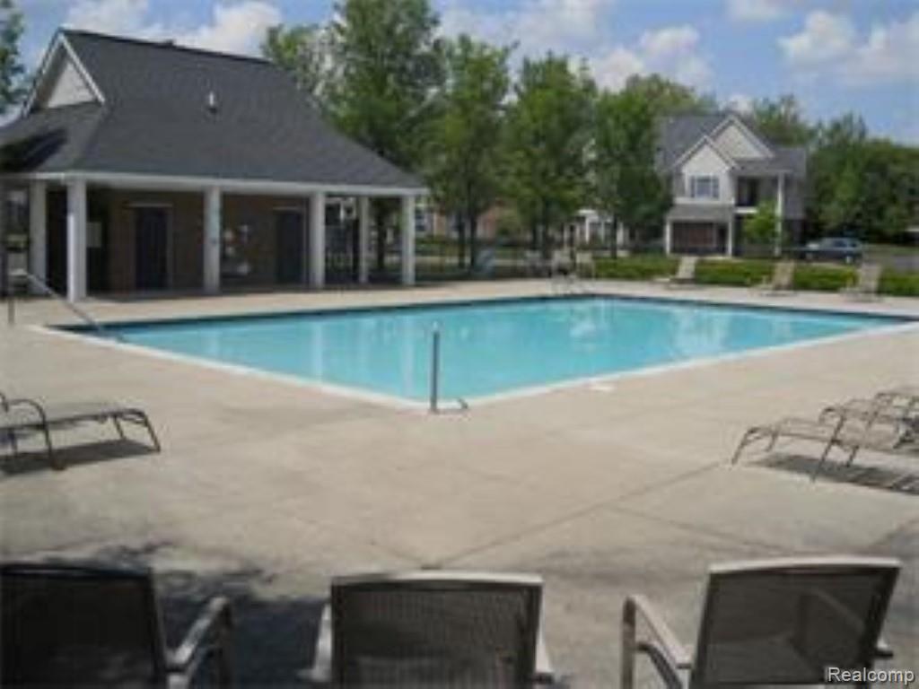 1104 Rial Lake Drive Howell, MI 48843 - Photo 24 of 31 Pool bath house