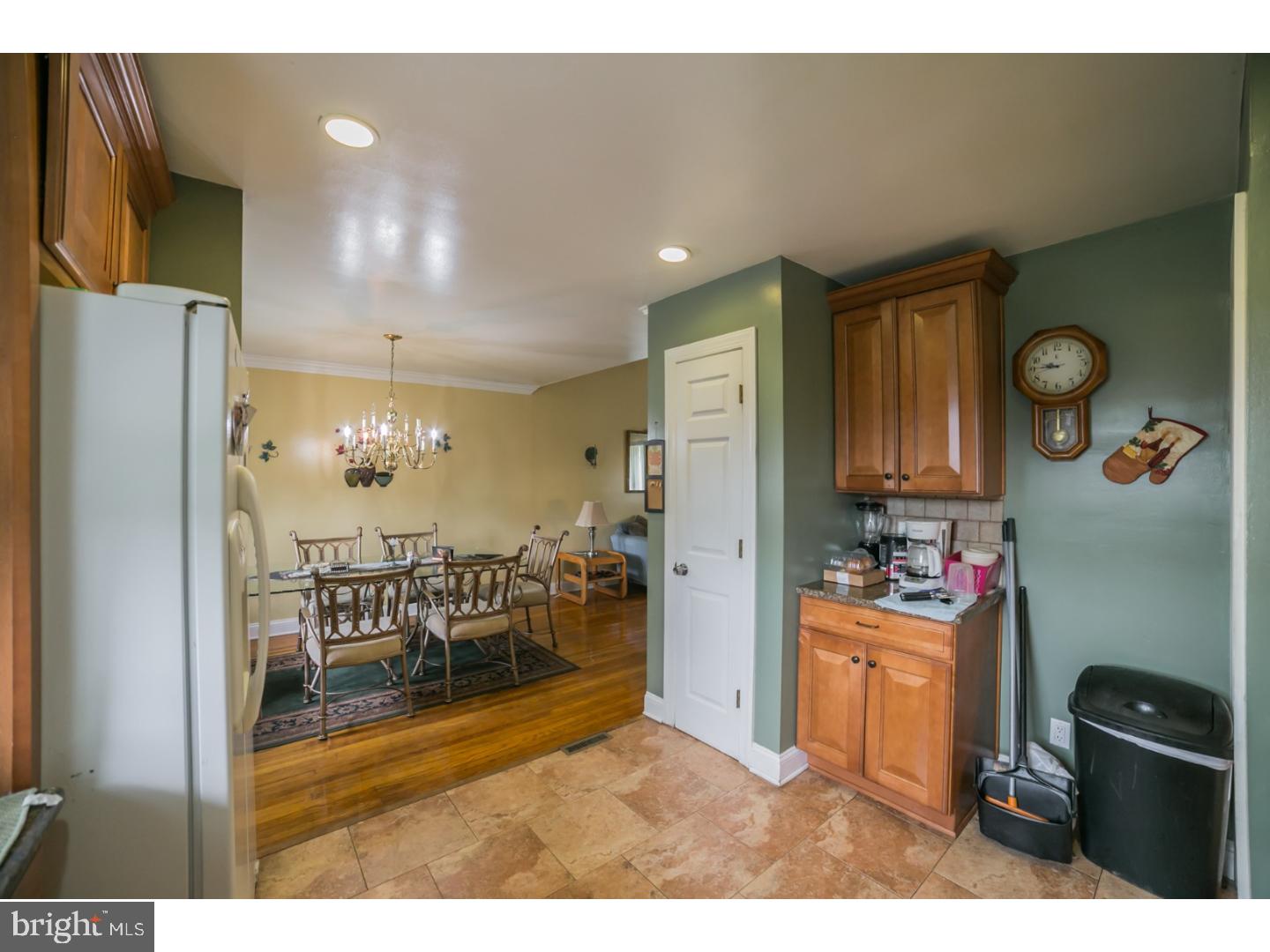 687 Mueller Road Warminster, PA 18974 - Photo 10 of 25 Gallery Image 10