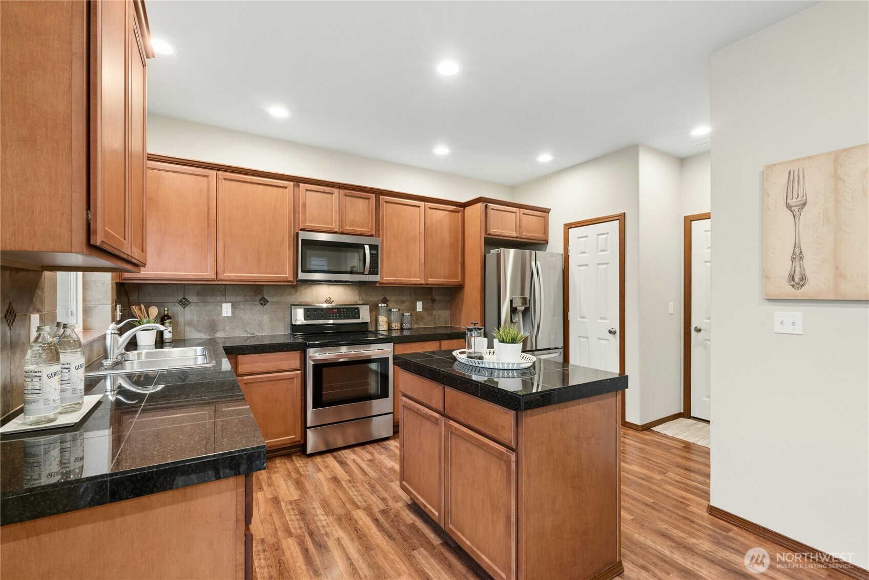 4127 228th Place South East Bothell, WA 98021 - Photo 9 of 27