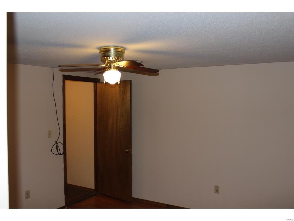 8549 East Kirsch Road Troy, IL 62294 - Photo 24 of 45