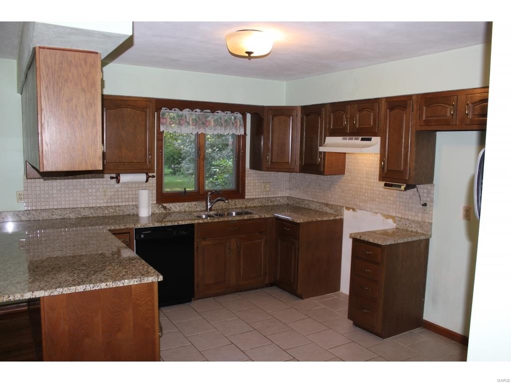 8549 East Kirsch Road Troy, IL 62294 - Photo 32 of 45