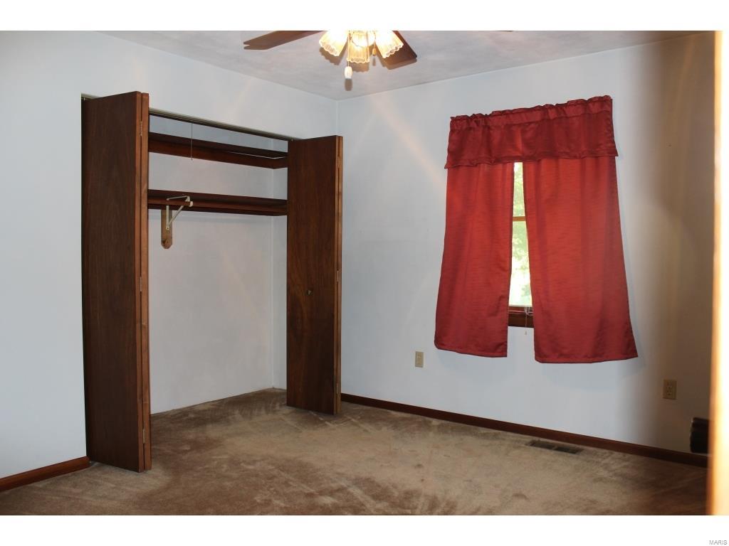 8549 East Kirsch Road Troy, IL 62294 - Photo 41 of 45