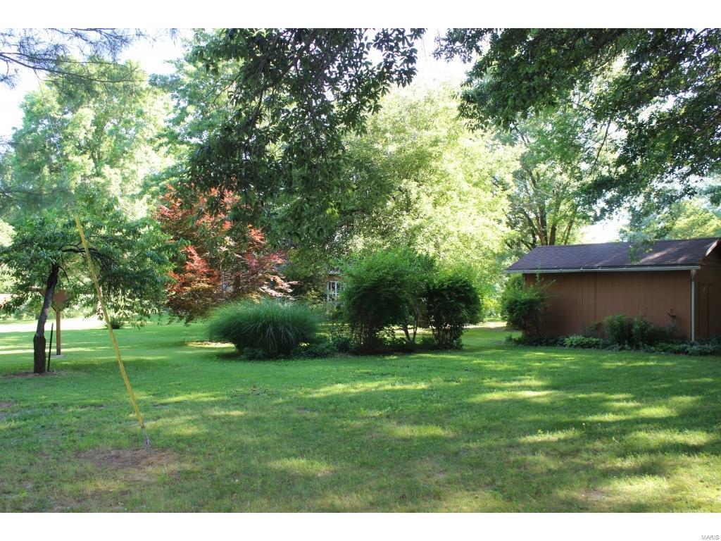 8549 East Kirsch Road Troy, IL 62294 - Photo 10 of 45