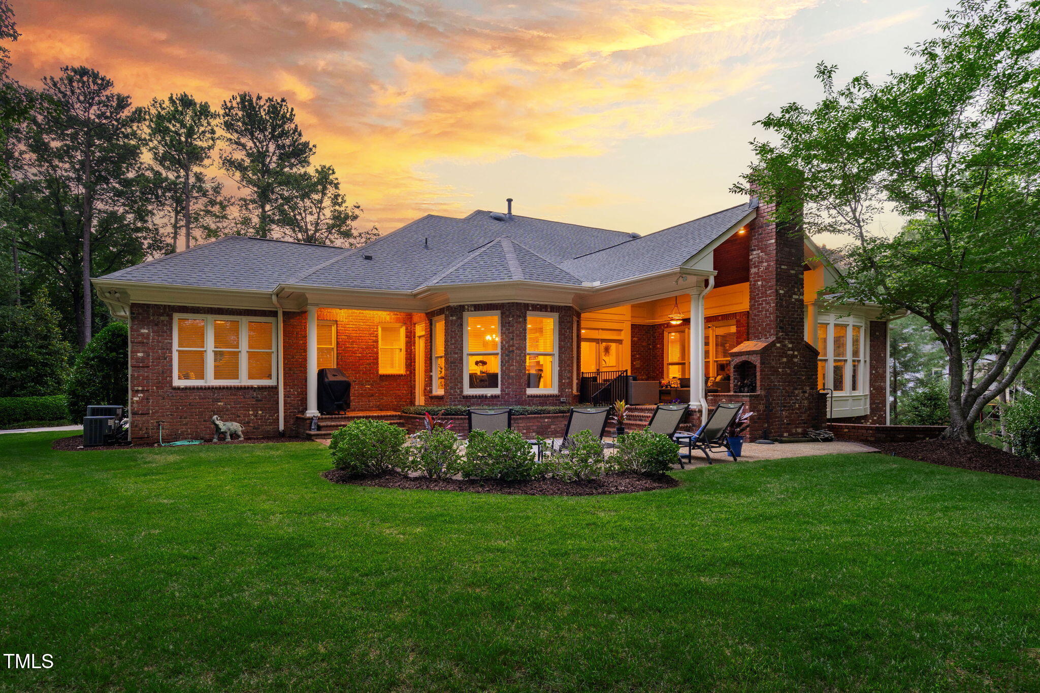 114 Kendleton Place Cary, NC 27518 - Photo 2 of 88 6-web-or-mls-114-kendleton-pl