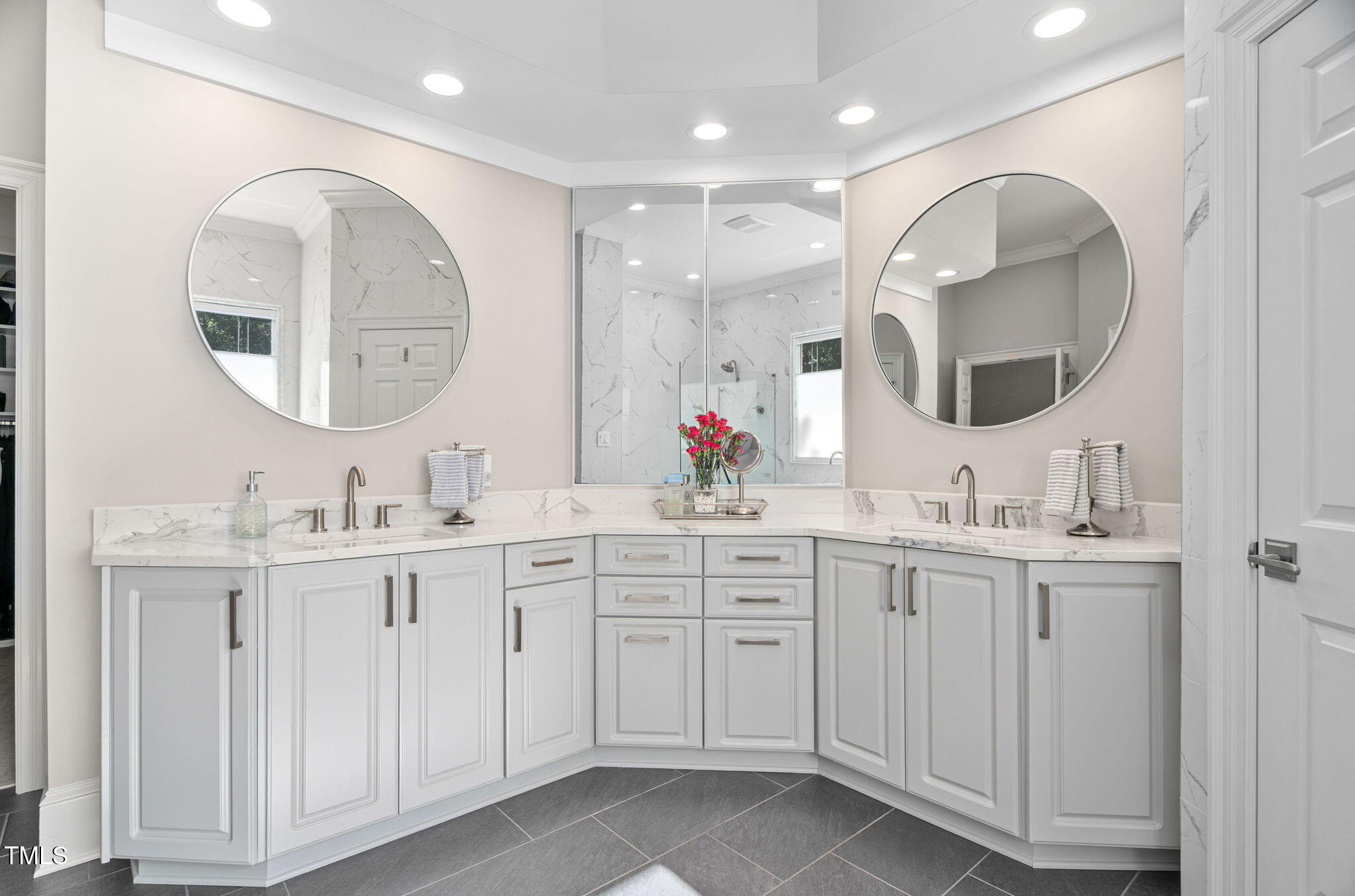 114 Kendleton Place Cary, NC 27518 - Photo 33 of 88 85-web-or-mls-114-kendleton-pl