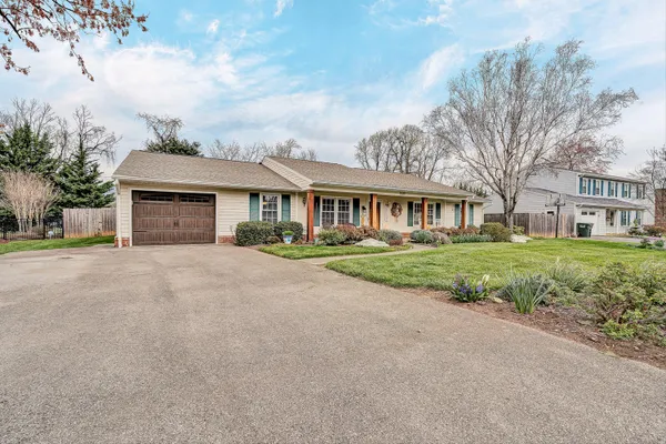$375,000 | 1509 Kingsmill Drive, Salem, VA 24153