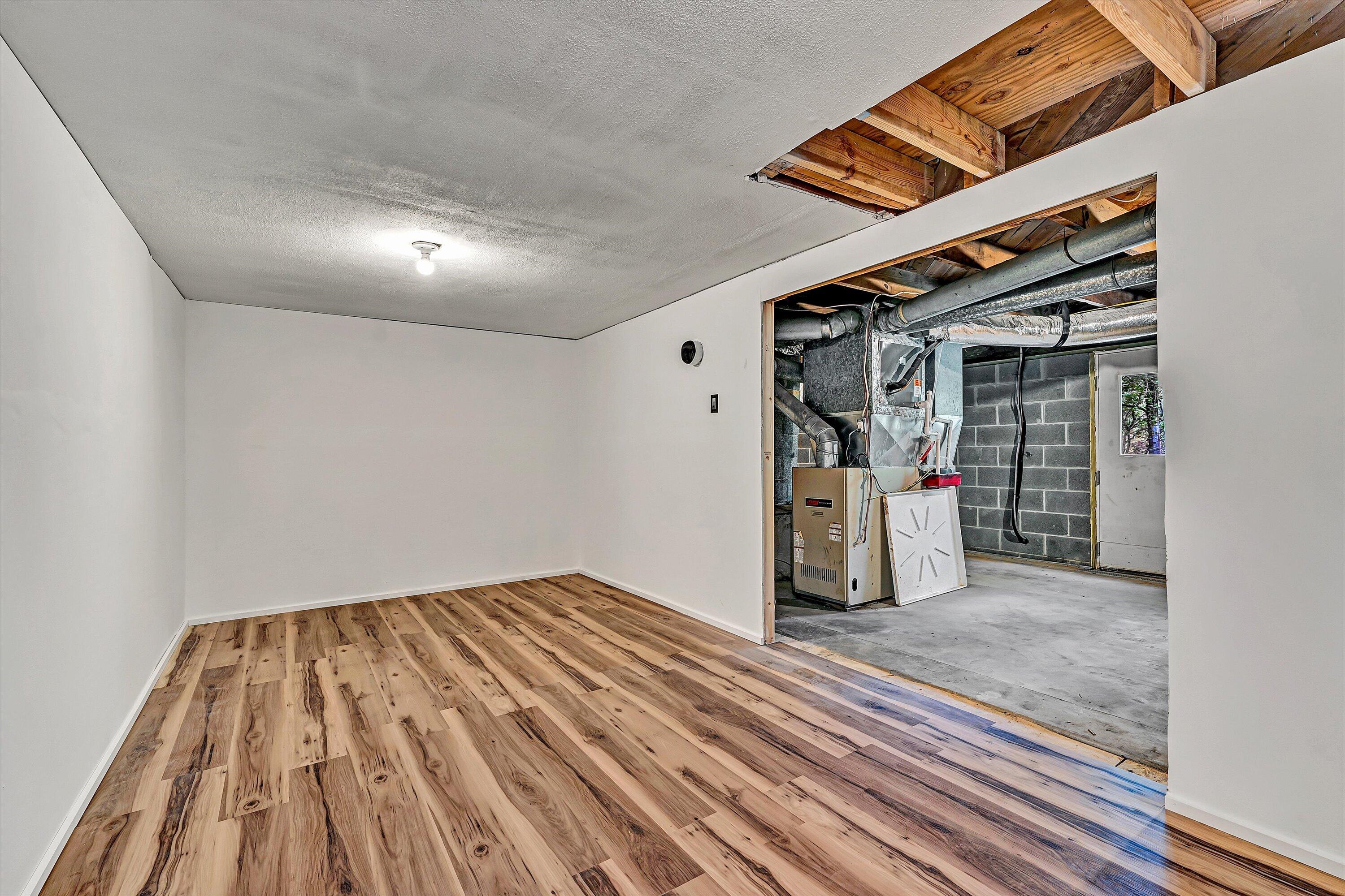 402 Harmony Road Boones Mill, VA 24065 - Photo 27 of 36 27-SGP-03307