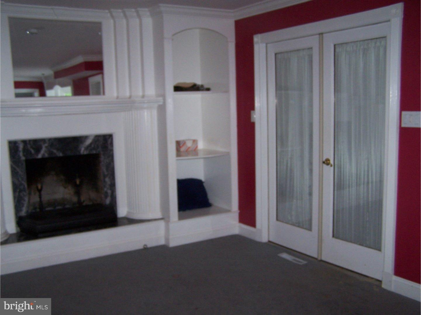 408 Indian Mills Road Shamong, NJ 08088 - Photo 9 of 19 Family Room