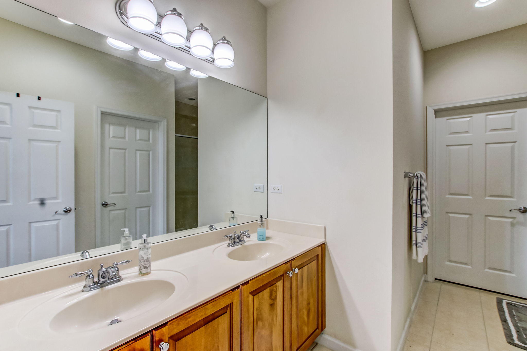 421 School House Road Jupiter, FL 33458 - Photo 14 of 24 Master Bath