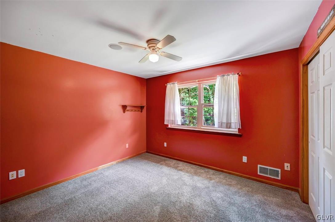 2242 Hill Road Effort, PA 18330 - Photo 22 of 50 an empty room with windows and fan