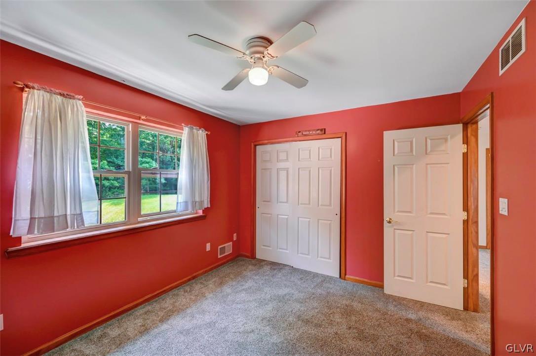 2242 Hill Road Effort, PA 18330 - Photo 23 of 50 an empty room with windows and fan