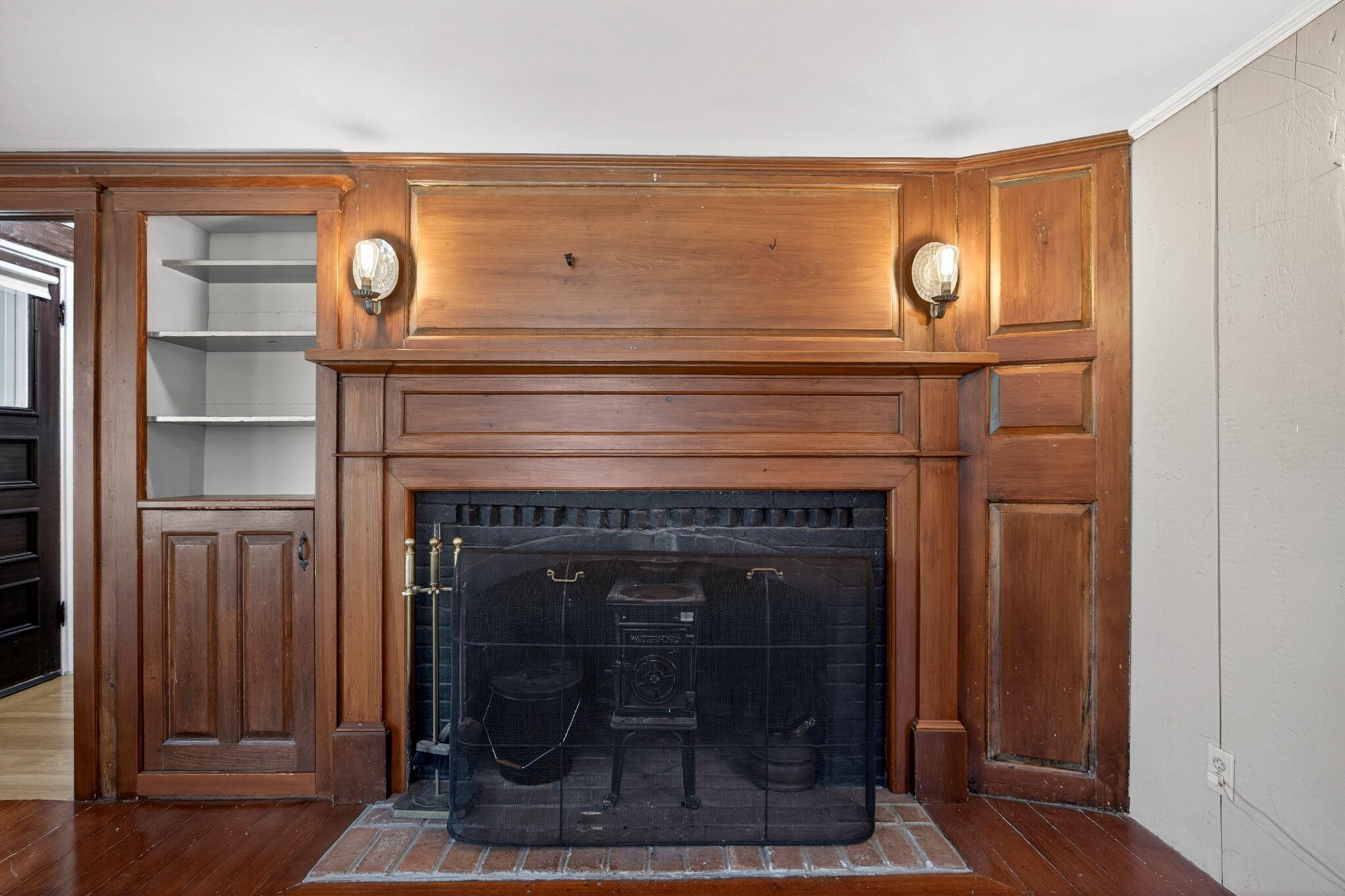 69 County Road Bourne, MA 02532 - Photo 20 of 54 a living room with a fireplace