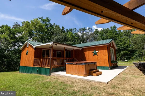 $299,900 | 114 Americana Road, Luray, VA 22835