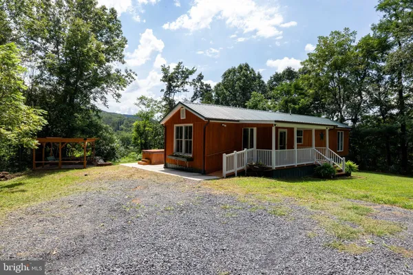 $299,900 | 114 Americana Road, Luray, VA 22835
