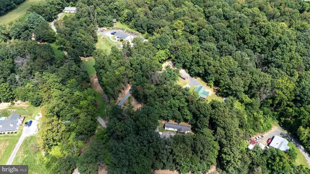 $299,900 | 114 Americana Road, Luray, VA 22835