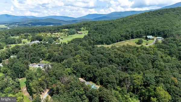 $299,900 | 114 Americana Road, Luray, VA 22835