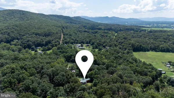 $299,900 | 114 Americana Road, Luray, VA 22835