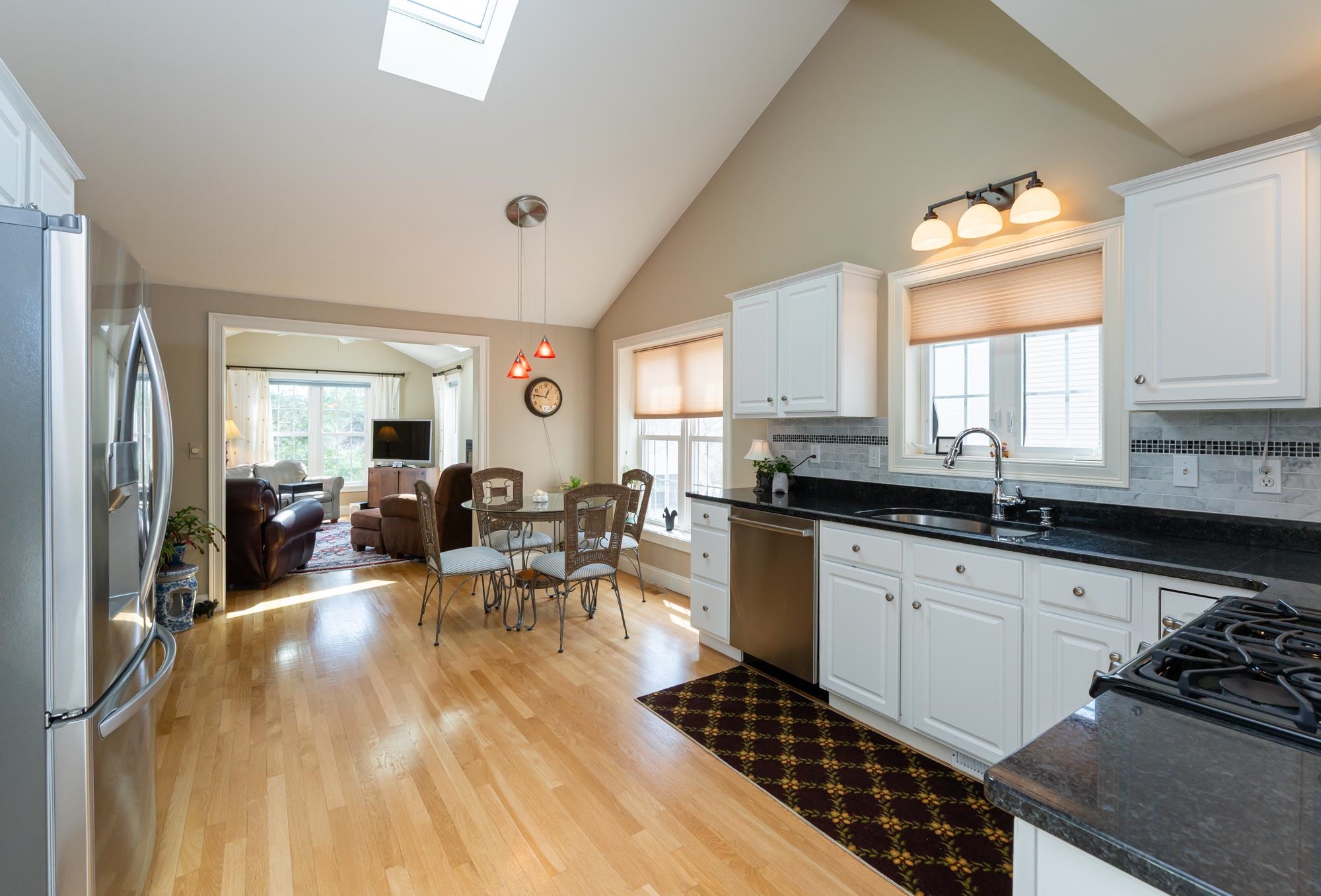 33 Hampton Meadows Hampton, NH 03842 - Photo 12 of 51