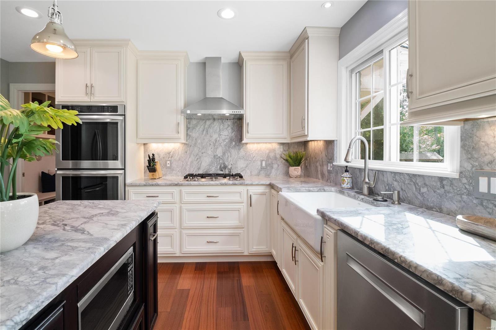 12322 Ironstone Road St. Louis, MO 63131 - Photo 10 of 35 Gallery Image 10