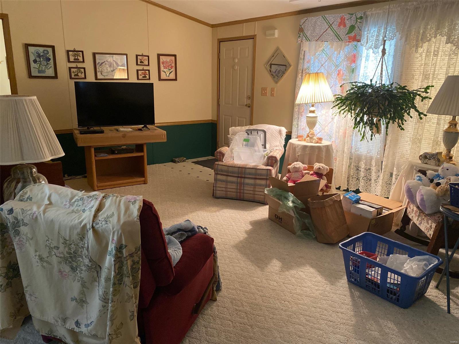 417 East Allen Avenue Witt, IL 62094 - Photo 5 of 11