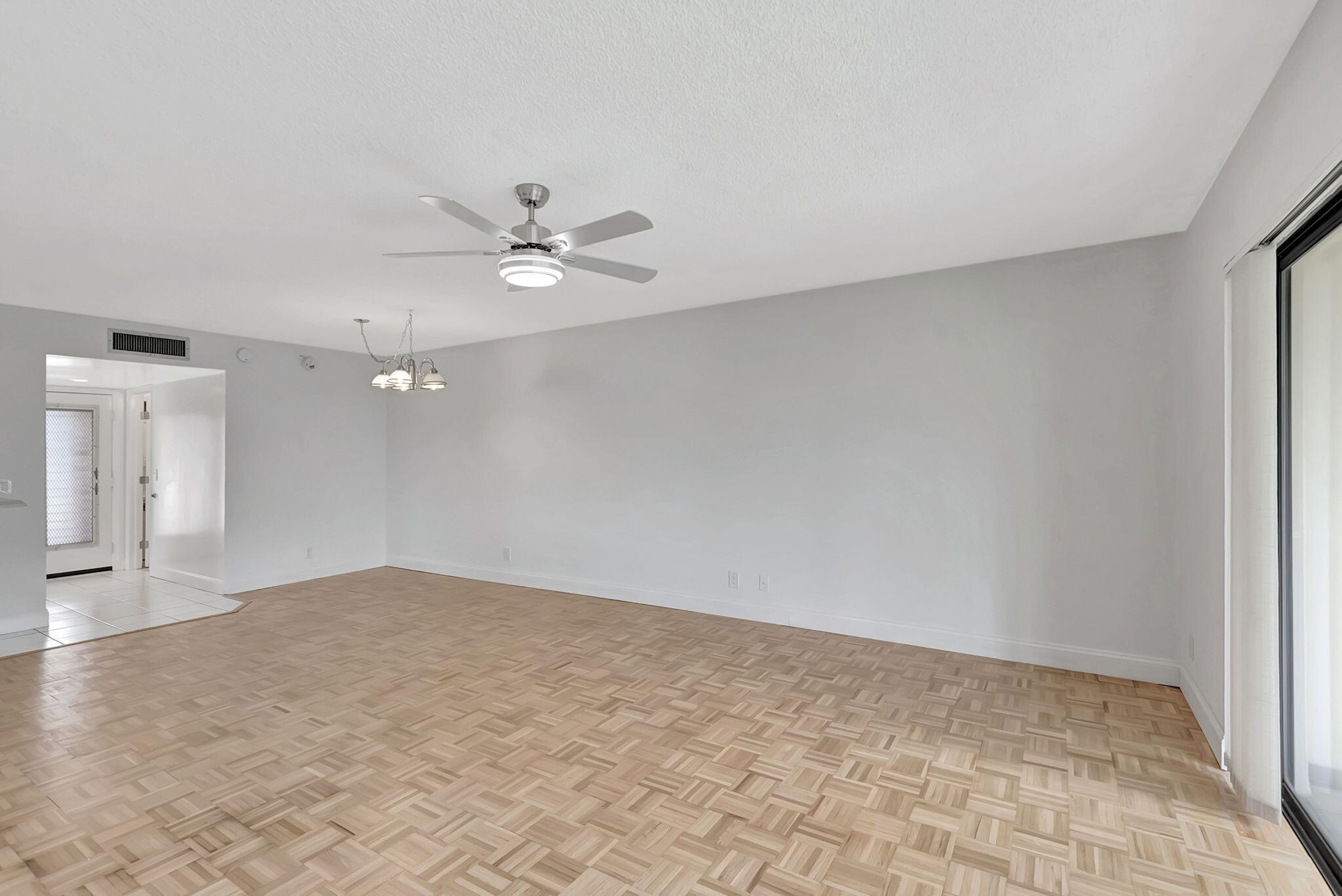 124 Capri B Delray Beach, FL 33484 - Photo 12 of 69 10-web-or-mls-DSC_3075