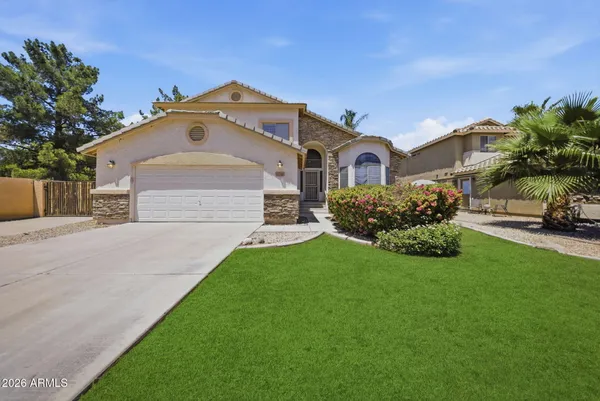 $585,000 | 3230 East Ford Avenue, Gilbert, AZ 85234