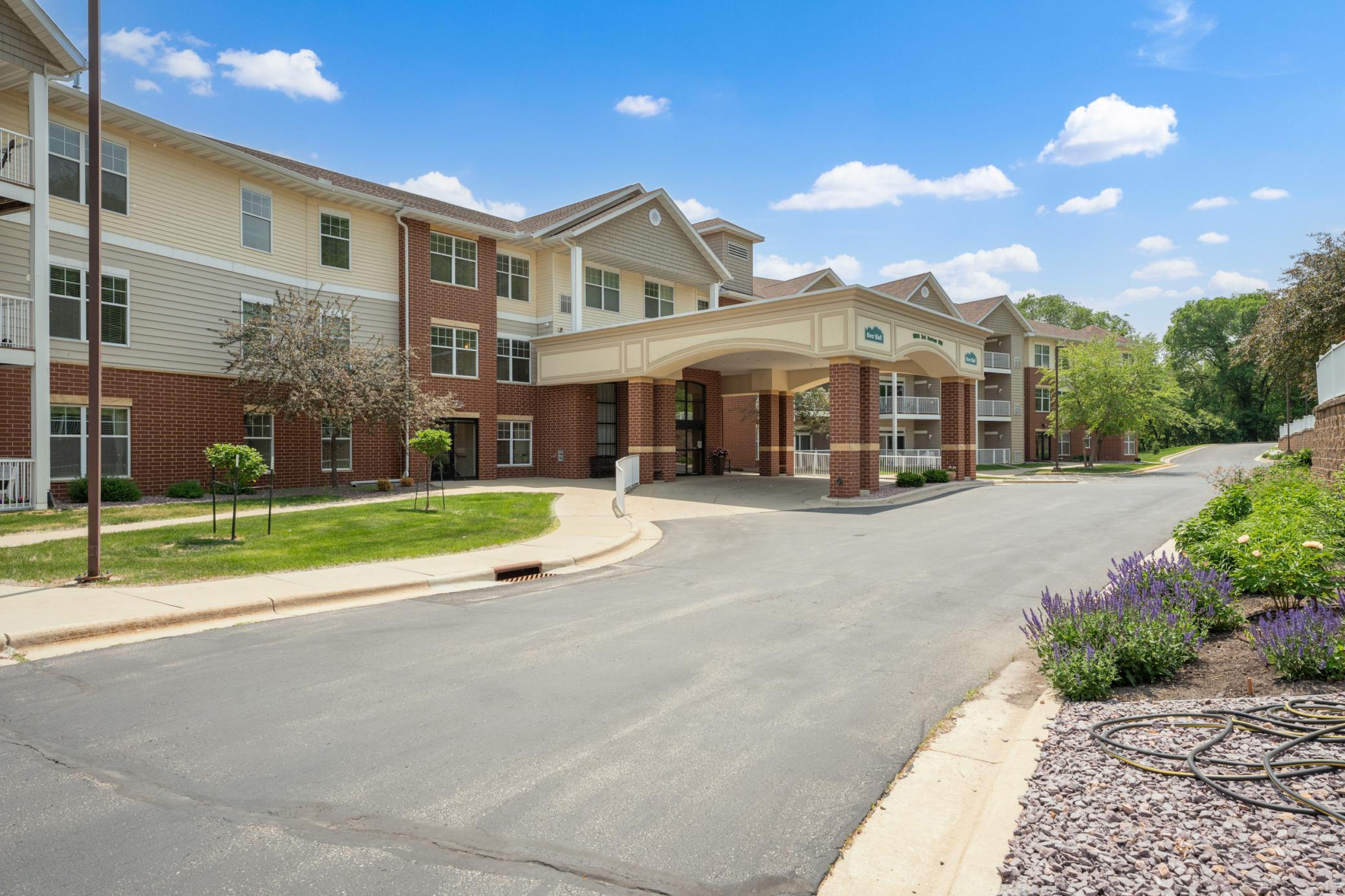1880 3rd Avenue Northwest, Unit 202 Rochester, MN 55901 - Photo 1 of 1