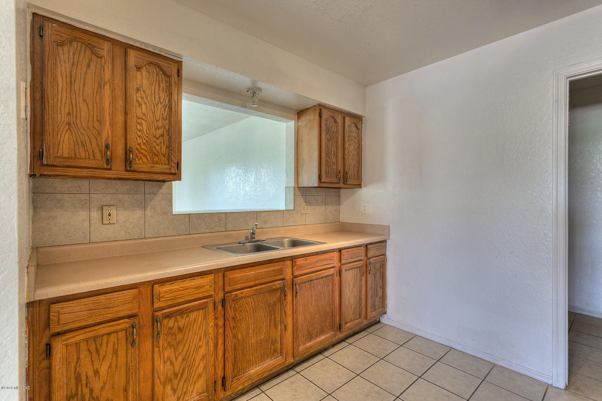 83 Gatito Court Rio Rico, AZ 85648 - Photo 5 of 20